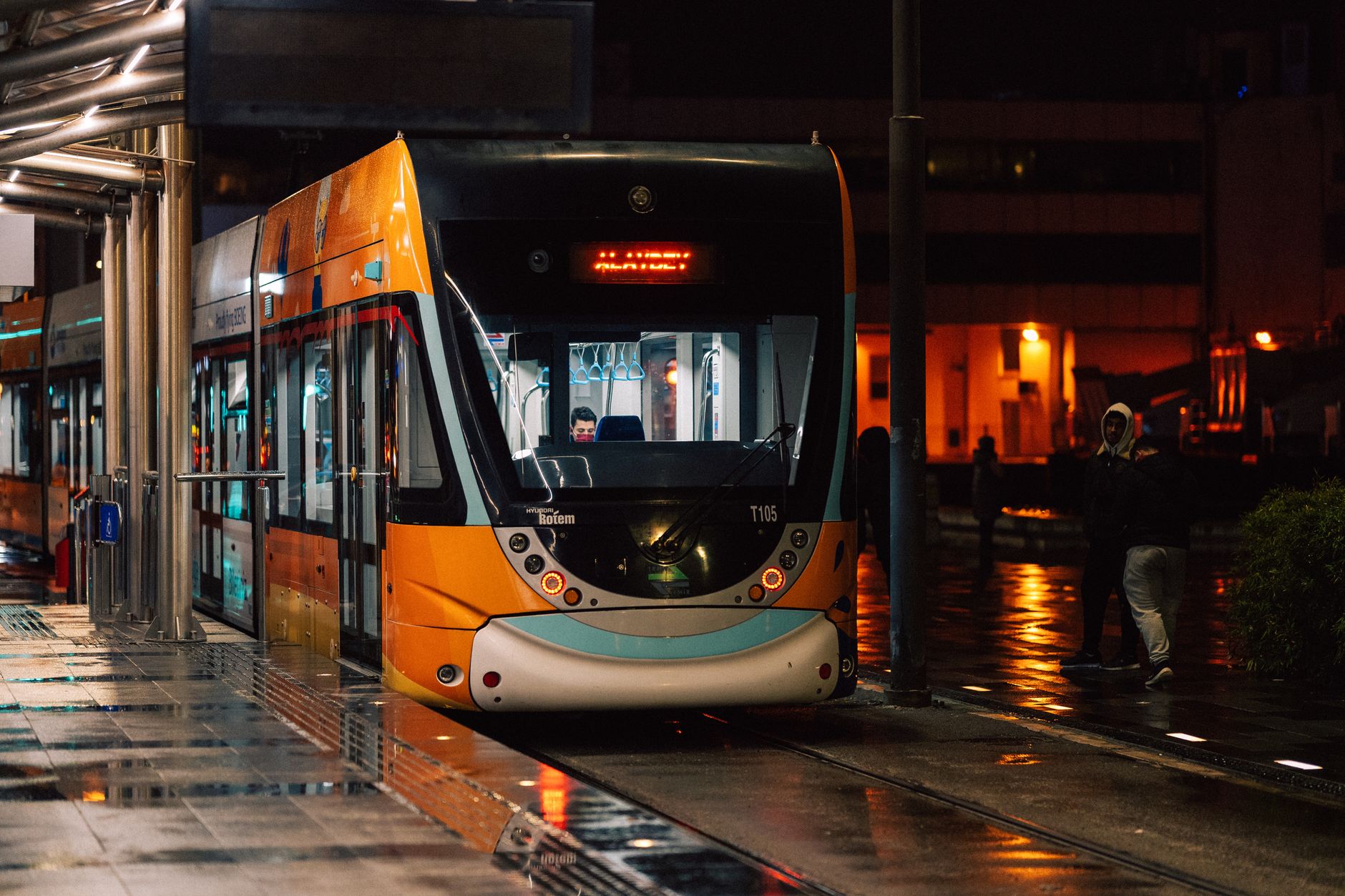 Getting Around Canberra: Public Transport, Light Rail and Buses Explained 2026