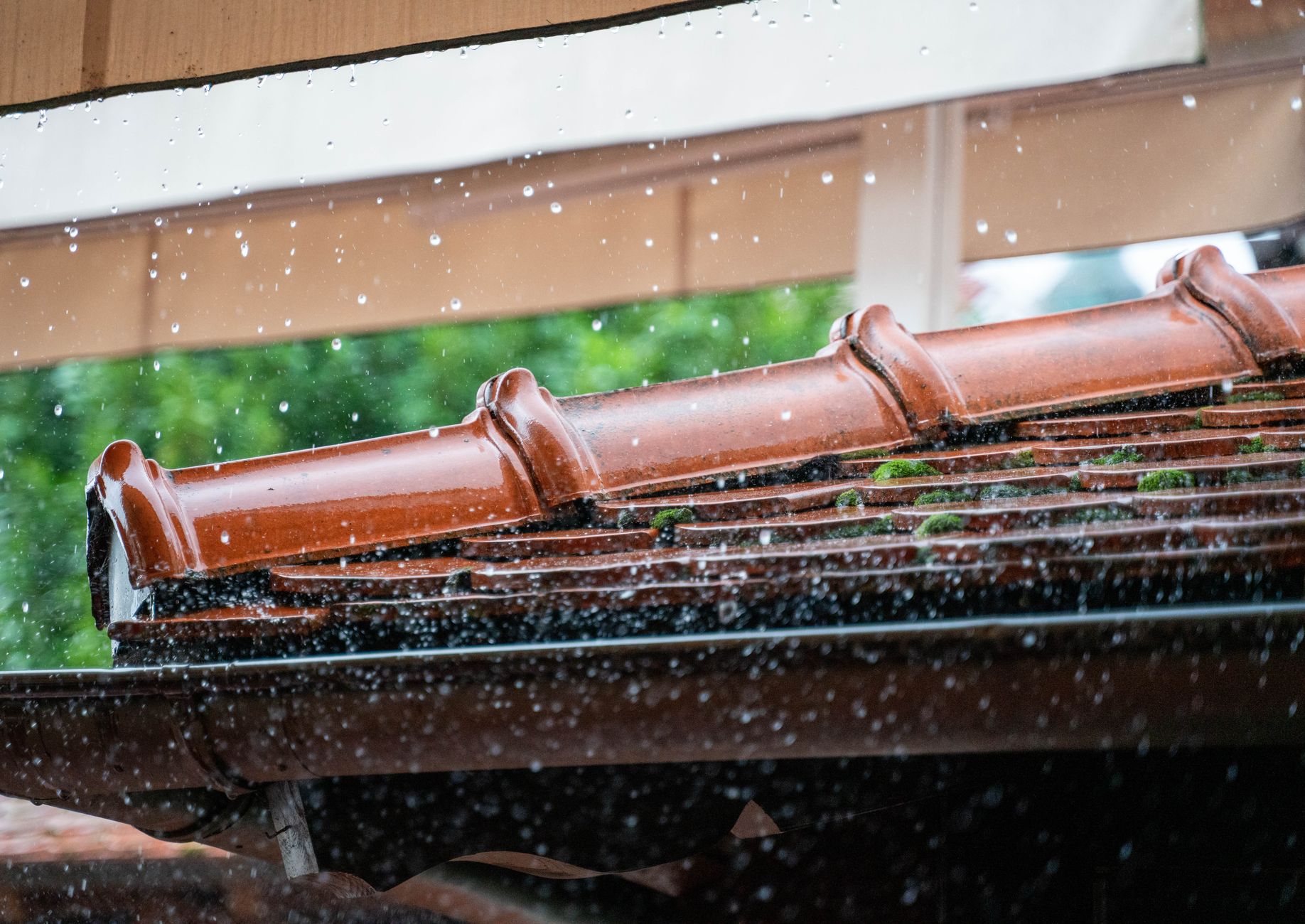 Roofing and Guttering in Canberra: Repairs, Restoration and Choosing a Roofer