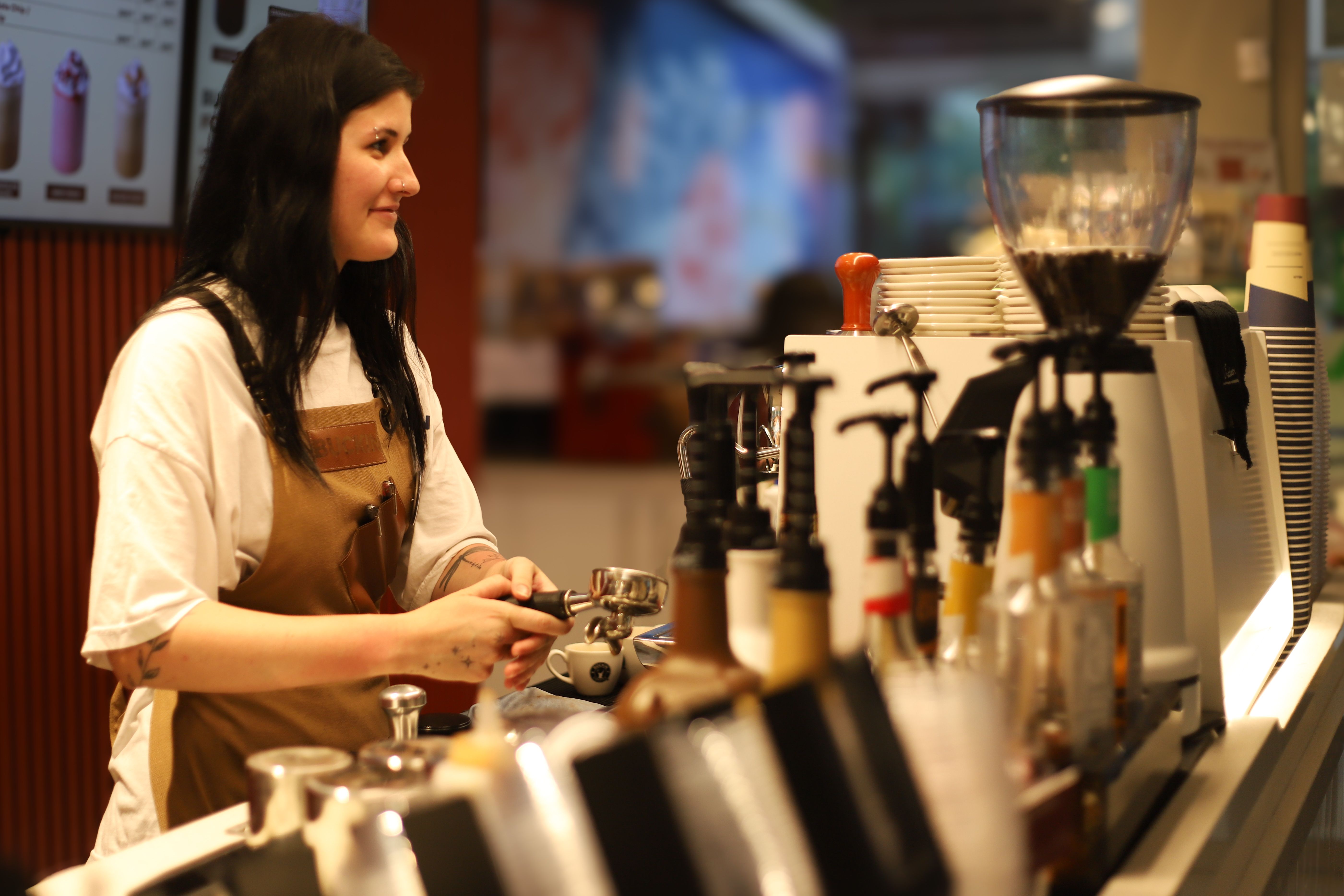 Canberra Coffee Culture: A Local Guide to the Capital's Cafe and Roaster Scene